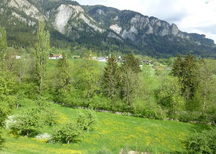 Apartment Haus Noains *